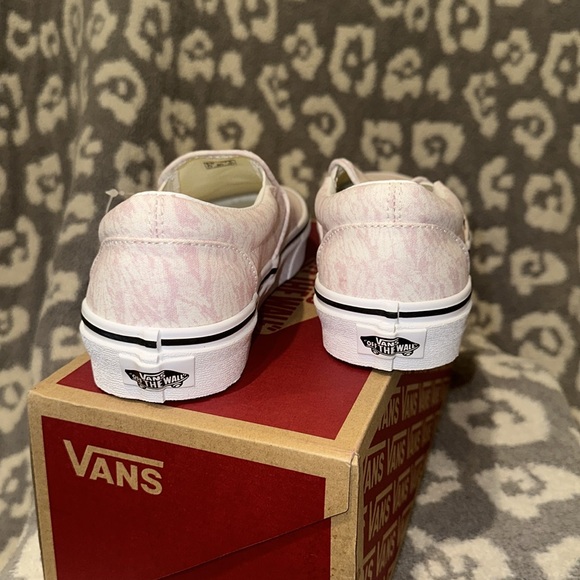 Vans Classic Slip-On Sneakers Washes Cradle Pink/True White New 😍 - Picture 6 of 17